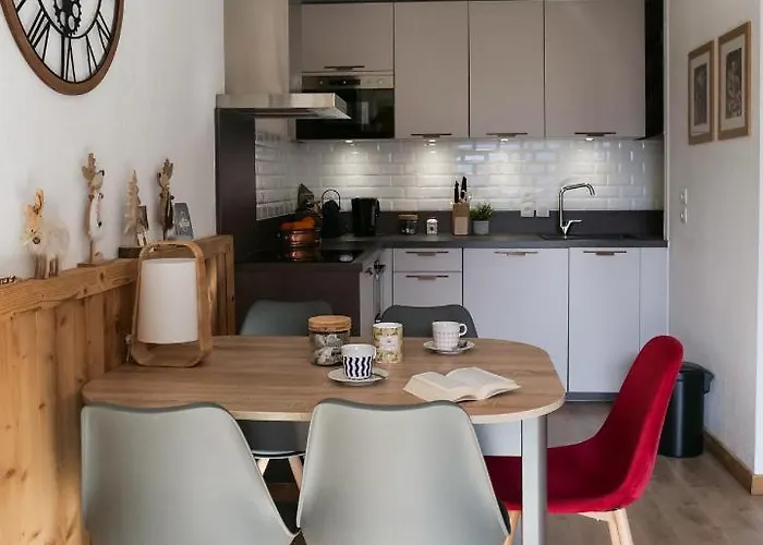 Mont Blanc 43, Vue Mont Blanc , Balcon, Parking *