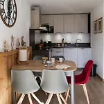 Mont Blanc 43, Vue Mont Blanc , Balcon, Parking *