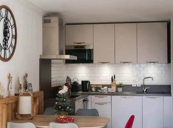 Mont Blanc 43, Vue Mont Blanc , Balcon, Parking *